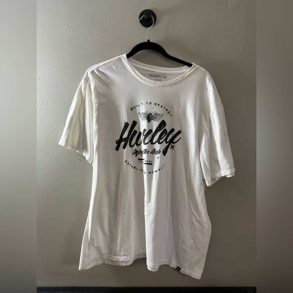 Hurley White Graphic T-Shirt